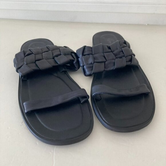 NWOT Free People Woven River Black Leather Sandals Sz 38.5 - Picture 1 of 5